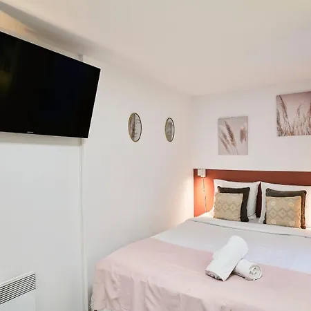 Large Studio Between Train Station & Grand Place Lille Extérieur photo
